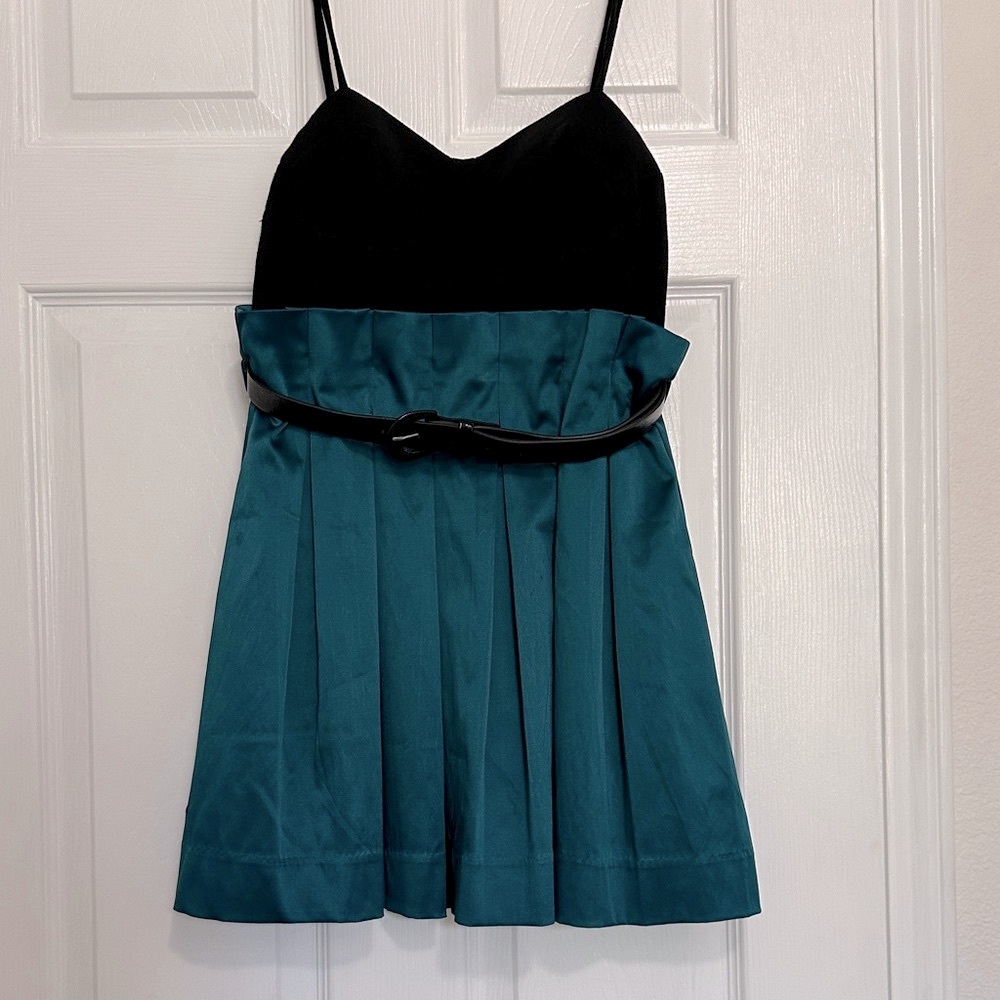 Forever 21 Black and Teal Mini Dress